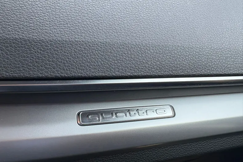 Audi Q5 din 2022 cu 49.976 km - oferta AUD103525 - foto 13