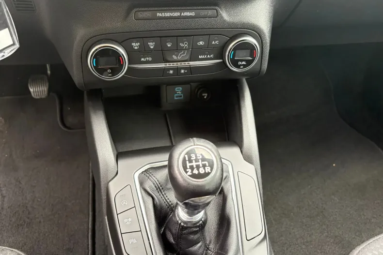 Ford Focus din 2022 cu 112.621 km - oferta FOR103529 - foto 12