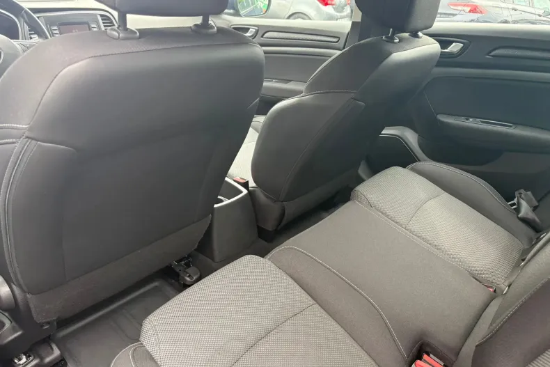 Renault Megane din 2021 cu 69.942 km - oferta REN103530 - foto 10