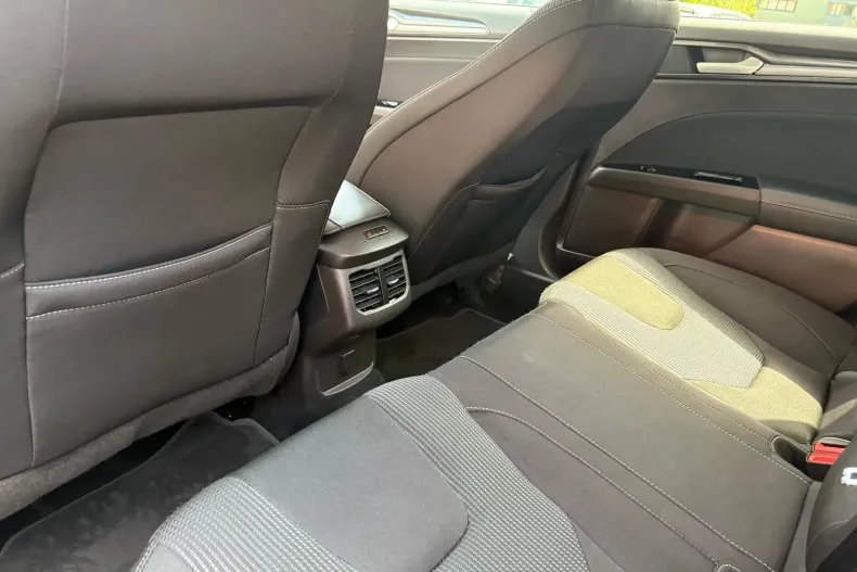 Ford Mondeo din 2020 cu 100.702 km - oferta FOR103540 - foto 5