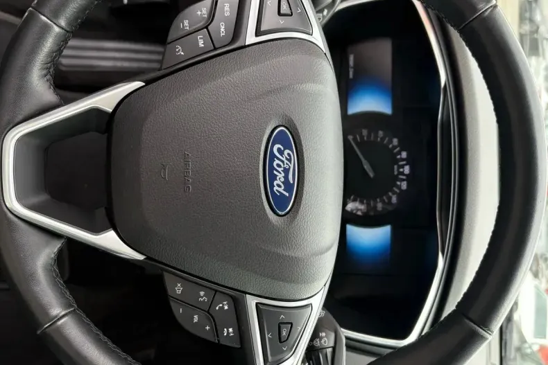 Ford Mondeo din 2021 cu 76.591 km - oferta FOR103542 - foto 10