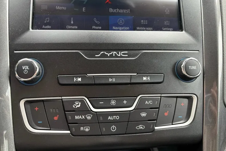 Ford Mondeo din 2021 cu 76.591 km - oferta FOR103542 - foto 12