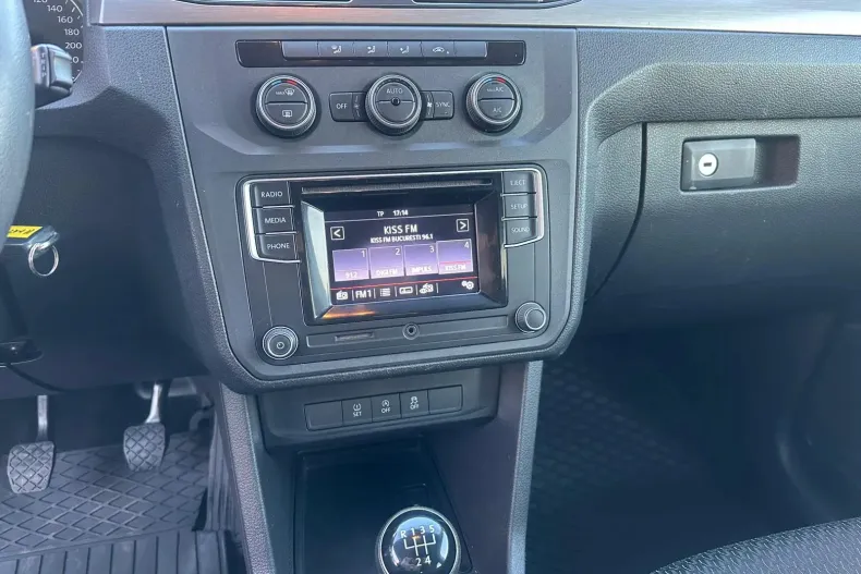 Volkswagen Caddy din 2019 cu 87.791 km - oferta VOL103553 - foto 6