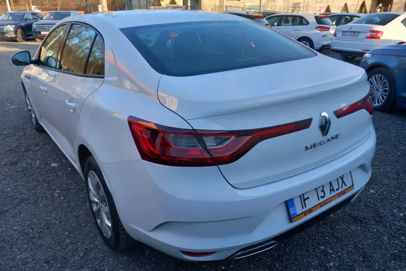 Renault Megane din 2021 cu 74.667 km - oferta REN103560 - foto 4