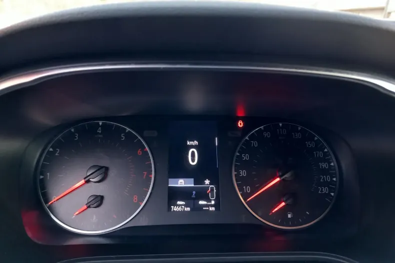 Renault Megane din 2021 cu 74.667 km - oferta REN103560 - foto 6