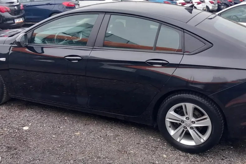 Opel Insignia din 2019 cu 85.793 km - oferta OPE103561 - foto 4