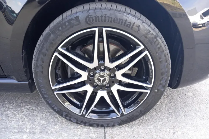 Mercedes-Benz V din 2023 cu 29.977 km - oferta MER103580 - foto 16