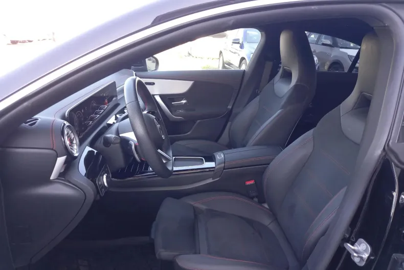 Mercedes-Benz CLA din 2023 cu 18.524 km - oferta MER103581 - foto 16