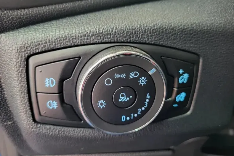 Ford EcoSport din 2023 cu 84.149 km - oferta FOR103583 - foto 17