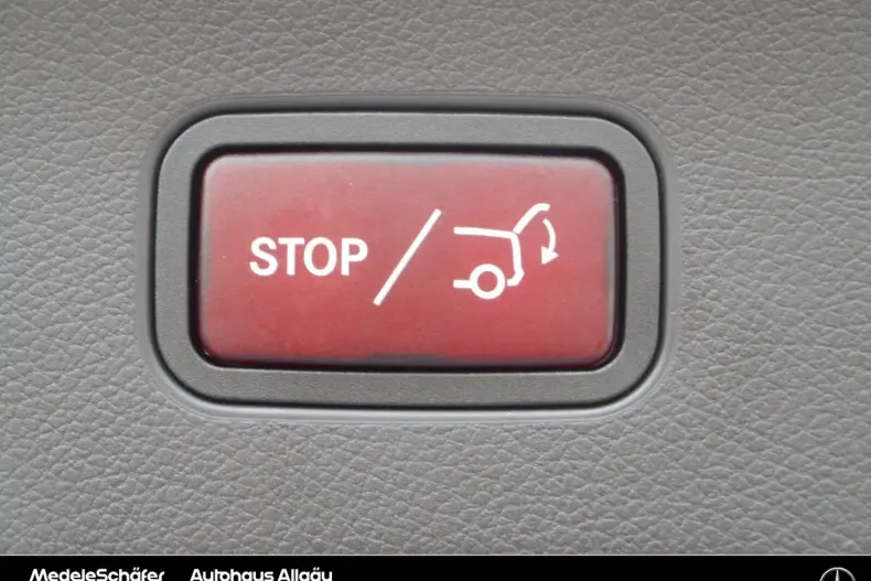 Mercedes-Benz GLC 220 din 2025 cu 9.939 km - oferta MER103612 - foto 28