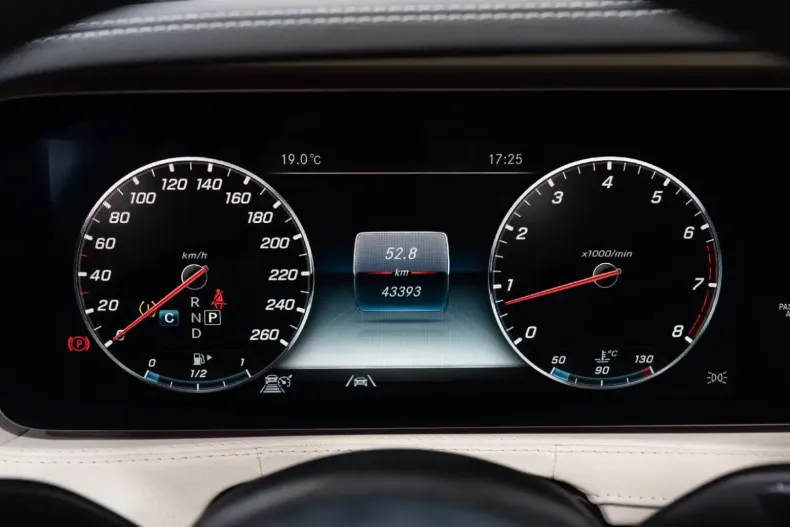 Mercedes-Benz S 560 din 2020 cu 43.347 km - oferta MER103619 - foto 19