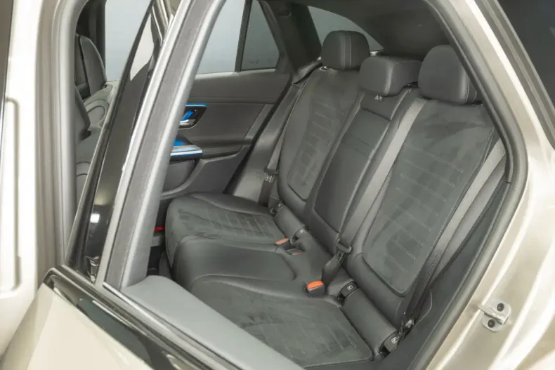 Mercedes-Benz GLC 300 din 2024 cu 14.344 km - oferta MER103627 - foto 16