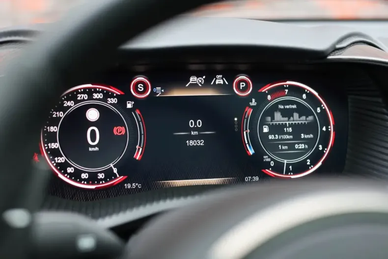 Aston Martin DBX din 2023 cu 21.314 km - oferta AST103630 - foto 15