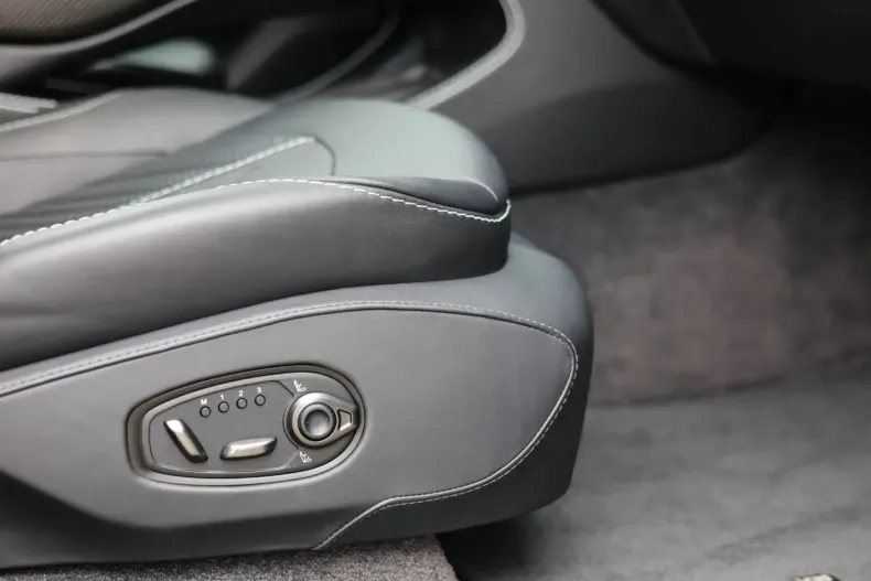 Aston Martin DBX din 2023 cu 21.314 km - oferta AST103630 - foto 26