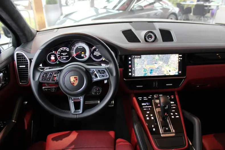Porsche Cayenne din 2023 cu 42.500 km - oferta POR103633 - foto 14