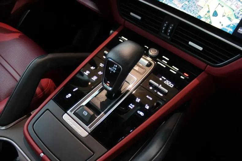 Porsche Cayenne din 2023 cu 42.500 km - oferta POR103633 - foto 20