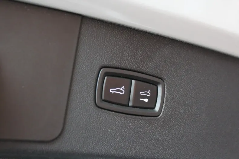 Porsche Cayenne din 2023 cu 42.500 km - oferta POR103633 - foto 28