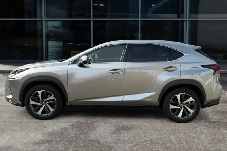 Lexus NX 300 din 2021 cu 55.000 km - oferta LEX103636 - foto 2