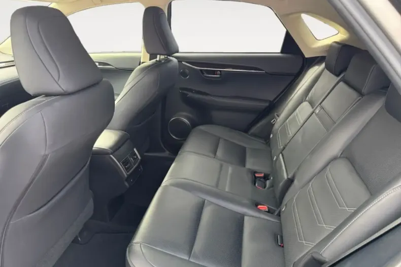 Lexus NX 300 din 2021 cu 55.000 km - oferta LEX103636 - foto 10