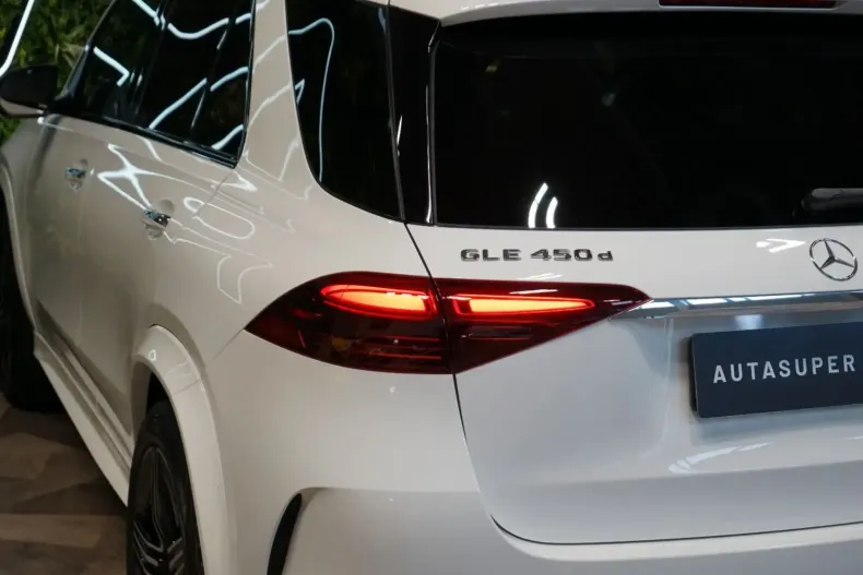 Mercedes-Benz GLE 450 din 2024 cu 19.794 km - oferta MER103643 - foto 7