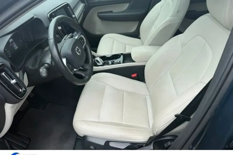 Volvo XC40 din 2020 cu 52.151 km - oferta VOL103656 - foto 6