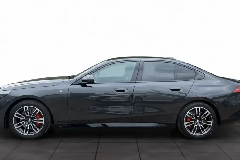 BMW 520 din 2025 cu 5 km - oferta BMW103660 - foto 2