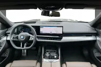 BMW 520 din 2025 cu 5 km - oferta BMW103660 - foto 7