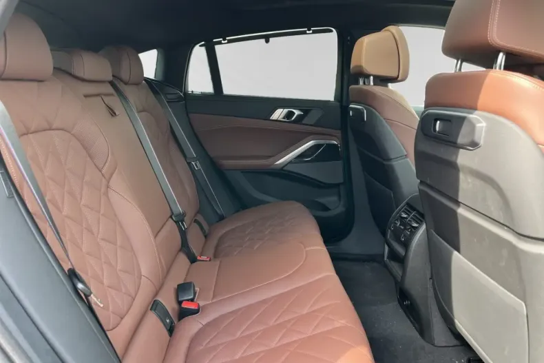 BMW X6 M60 din 2024 cu 15.200 km - oferta BMW103663 - foto 10