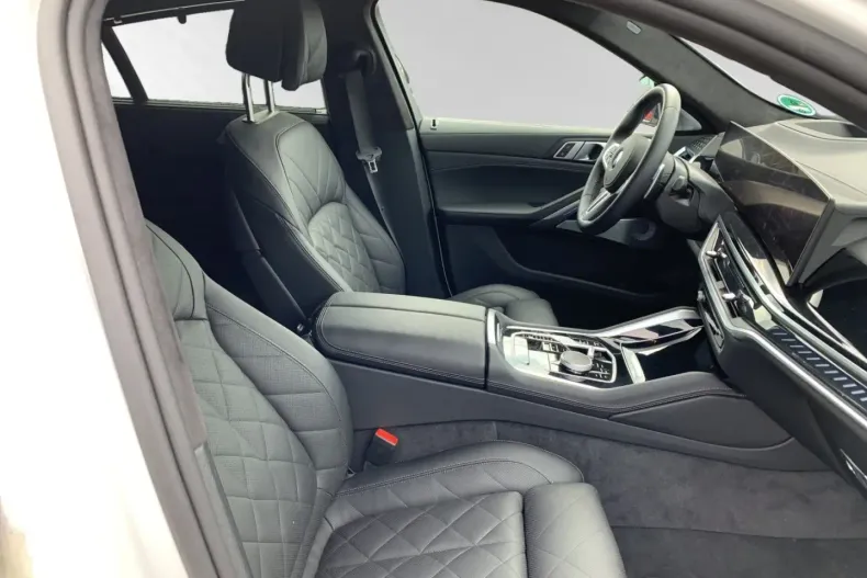 BMW X6 M60 din 2024 cu 23.988 km - oferta BMW103665 - foto 2