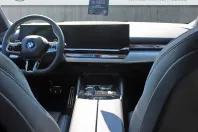 BMW 520 din 2025 cu 5 km - oferta BMW103668 - foto 11