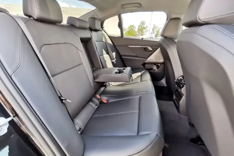 BMW 520 din 2025 cu 5 km - oferta BMW103669 - foto 4