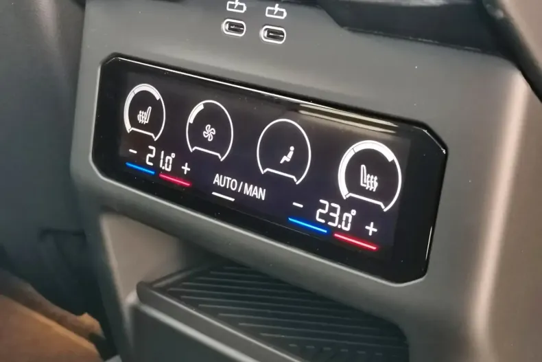 BMW 520 din 2025 cu 5 km - oferta BMW103669 - foto 8