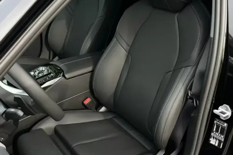 BMW 520 din 2025 cu 10 km - oferta BMW103670 - foto 6