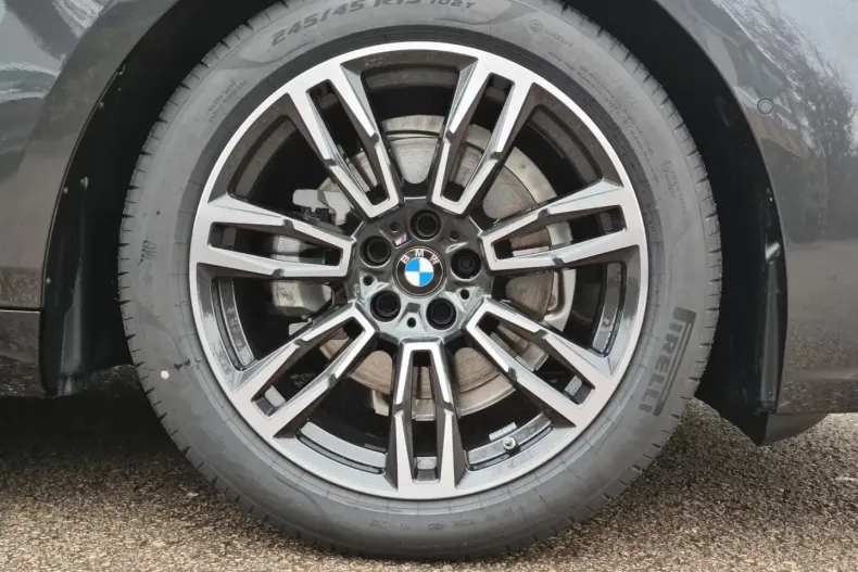 BMW 520 din 2025 cu 5 km - oferta BMW103677 - foto 3