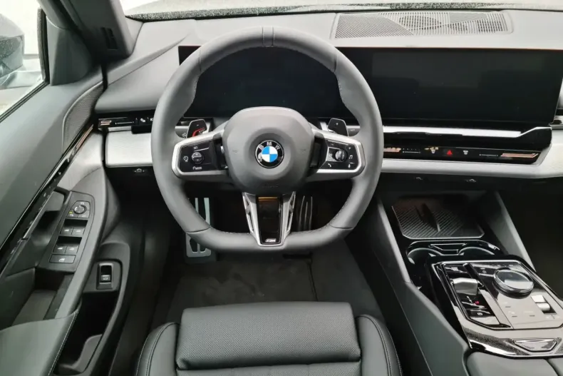 BMW 520 din 2025 cu 5 km - oferta BMW103677 - foto 5