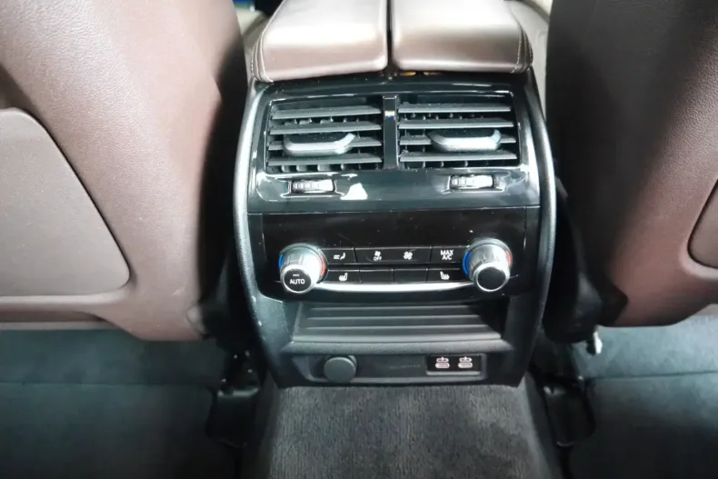 BMW M550 din 2022 cu 34.980 km - oferta BMW103679 - foto 22