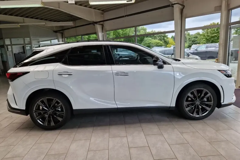 Lexus RX 450 din 2025 cu 10.277 km - oferta LEX103684 - foto 4