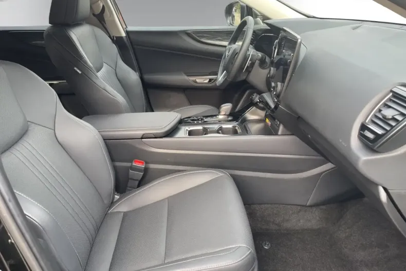 Lexus NX 450h din 2025 cu 5.820 km - oferta LEX103689 - foto 13