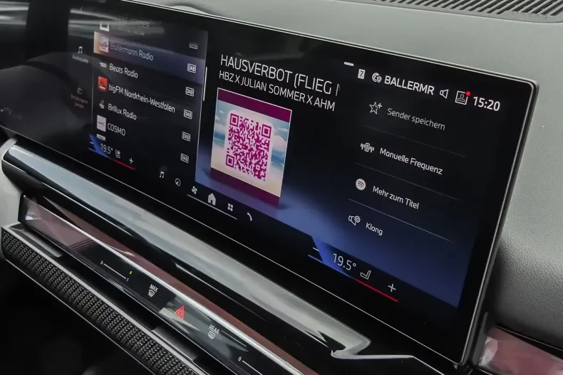 BMW 520 din 2025 cu 10 km - oferta BMW103691 - foto 6