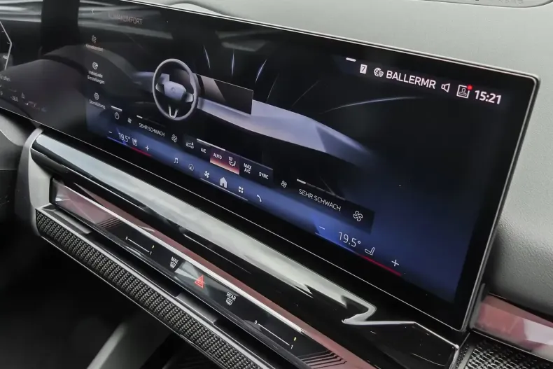 BMW 520 din 2025 cu 10 km - oferta BMW103691 - foto 14