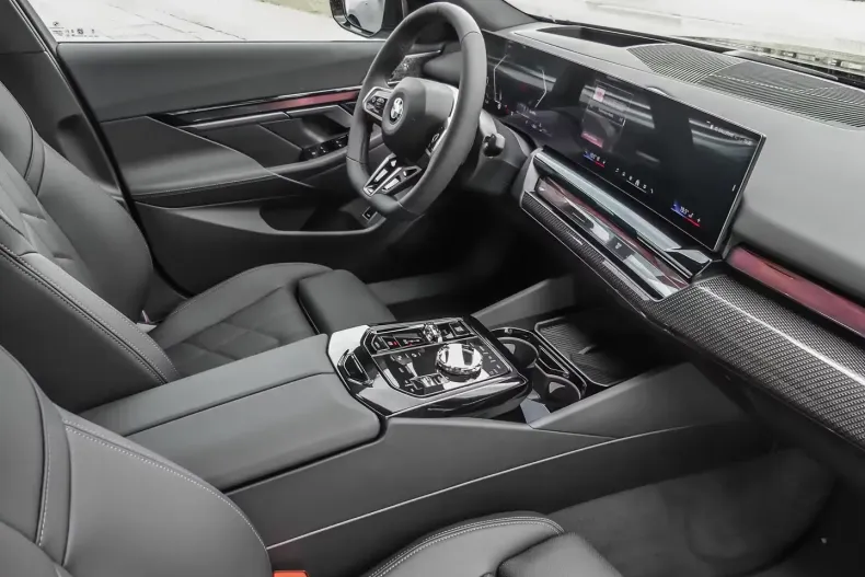 BMW 520 din 2025 cu 10 km - oferta BMW103691 - foto 15