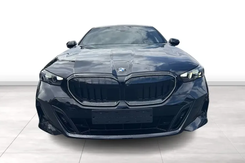 BMW 520 din 2025 cu 10 km - oferta BMW103698 - foto 4