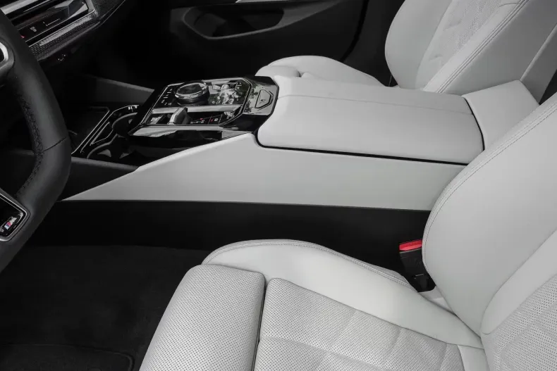 BMW 520 din 2025 cu 10 km - oferta BMW103701 - foto 10