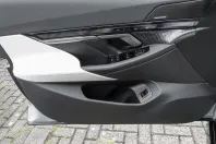 BMW 520 din 2025 cu 10 km - oferta BMW103701 - foto 11