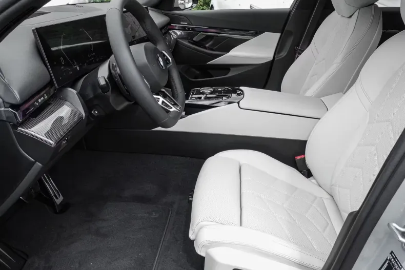 BMW 520 din 2025 cu 10 km - oferta BMW103701 - foto 15