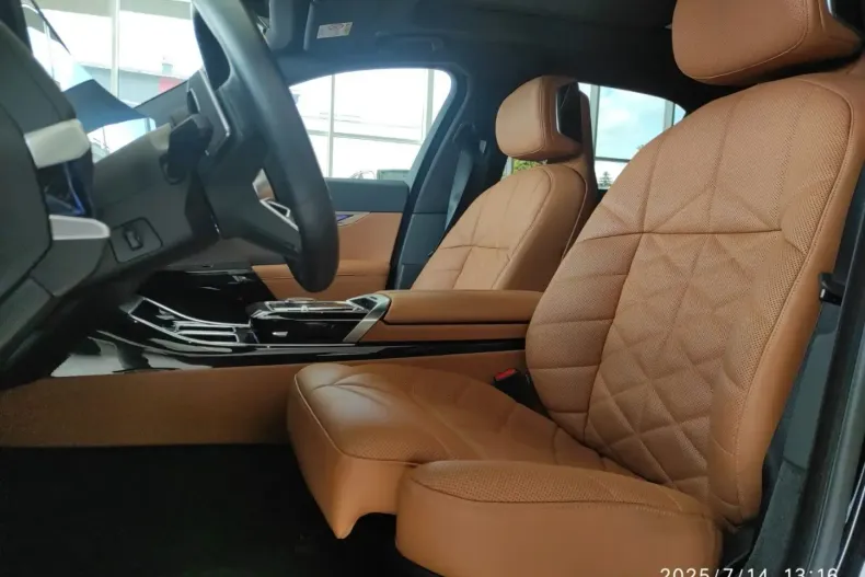 BMW 740 din 2023 cu 39.000 km - oferta BMW103705 - foto 7