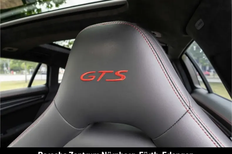 Porsche Panamera din 2022 cu 53.600 km - oferta POR103706 - foto 30