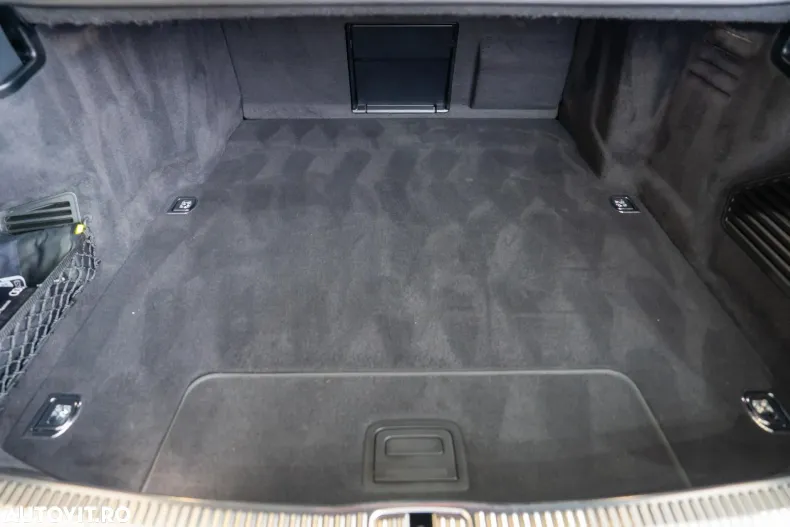 Audi A8 din 2024 cu 96.800 km - oferta AUD103740 - foto 13