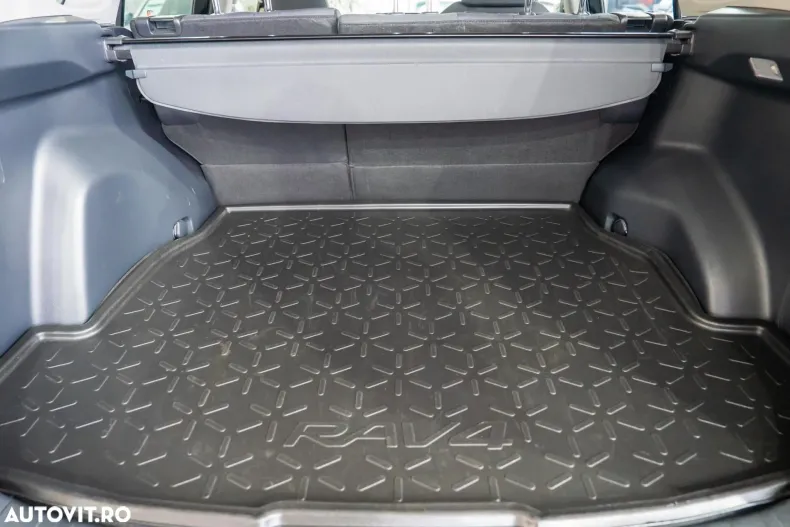 Toyota RAV4 din 2021 cu 123.900 km - oferta TOY103745 - foto 11