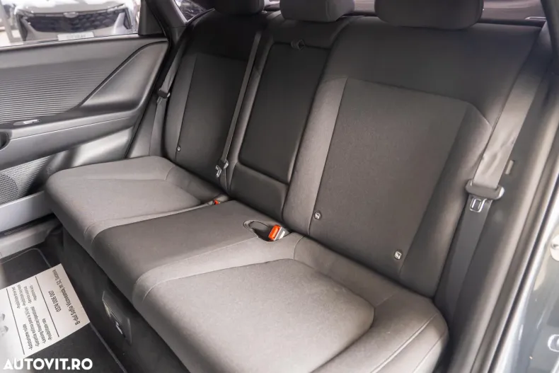 Hyundai IONIQ din 2023 cu 20.800 km - oferta HYU103763 - foto 22